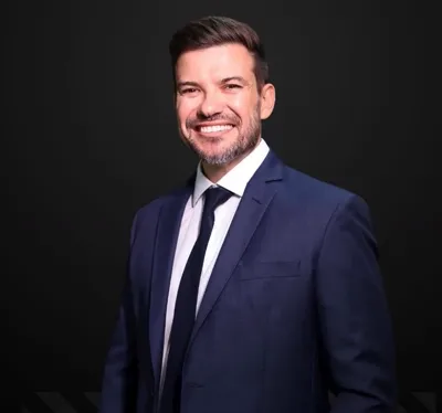 Dr. Victor Soria